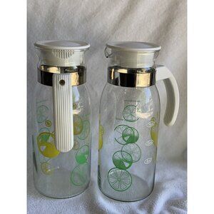 2 Vintage Pyrex Clear Glass Pitcher Carafe with Lid Lemons And Limes 1 Quart Lid